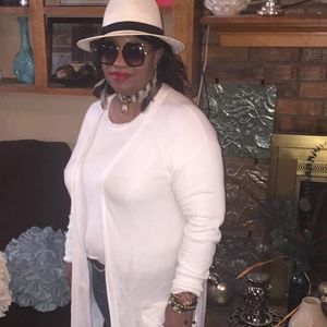 Meet your Posher, Yolanda